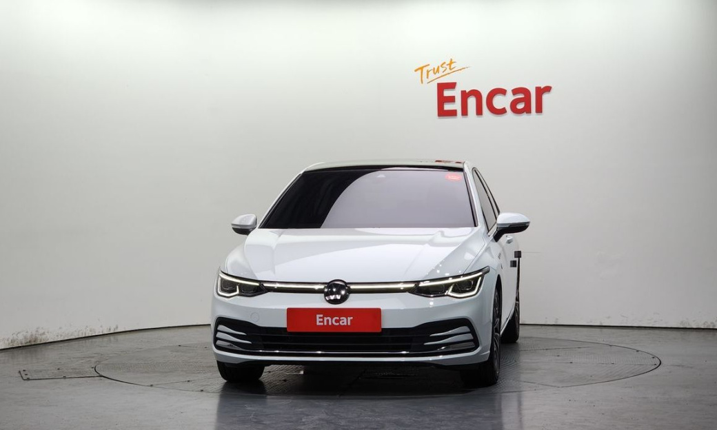 Volkswagen Golf 2.0 TDI Prestige, 2024