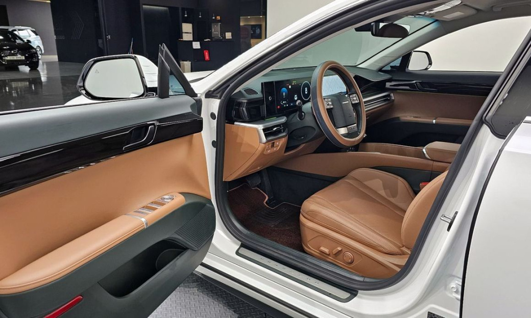 Hyundai Grandeur 2,5 Gasoline 2WD, 2024