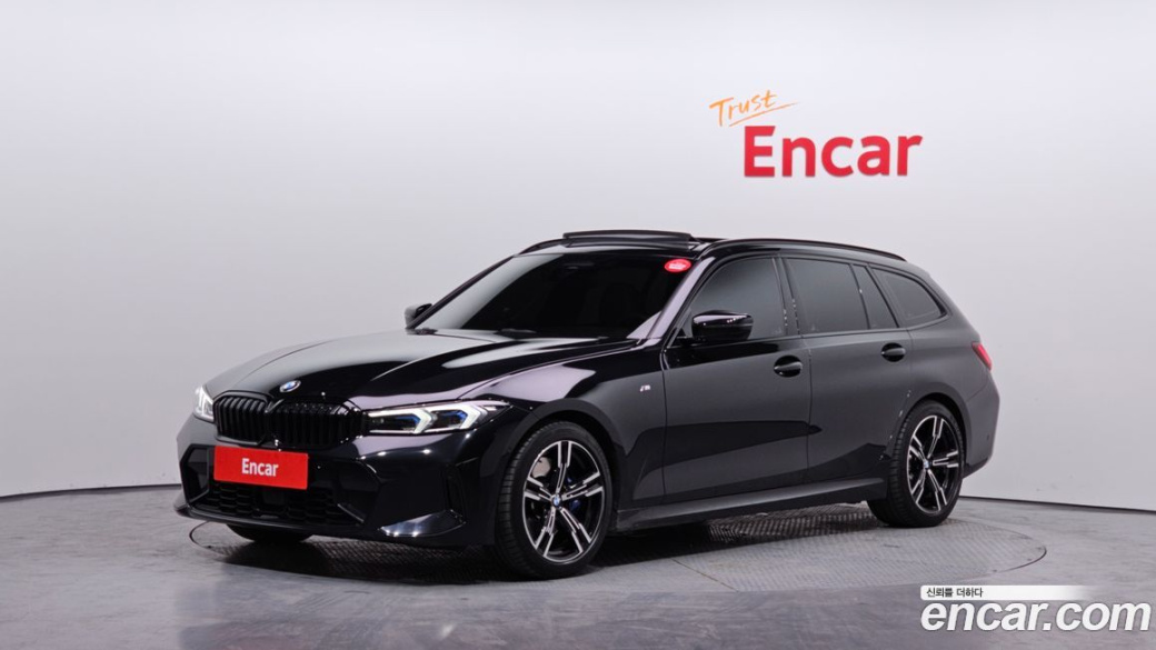 BMW 3-Series 320i Touring M Sports, 2024