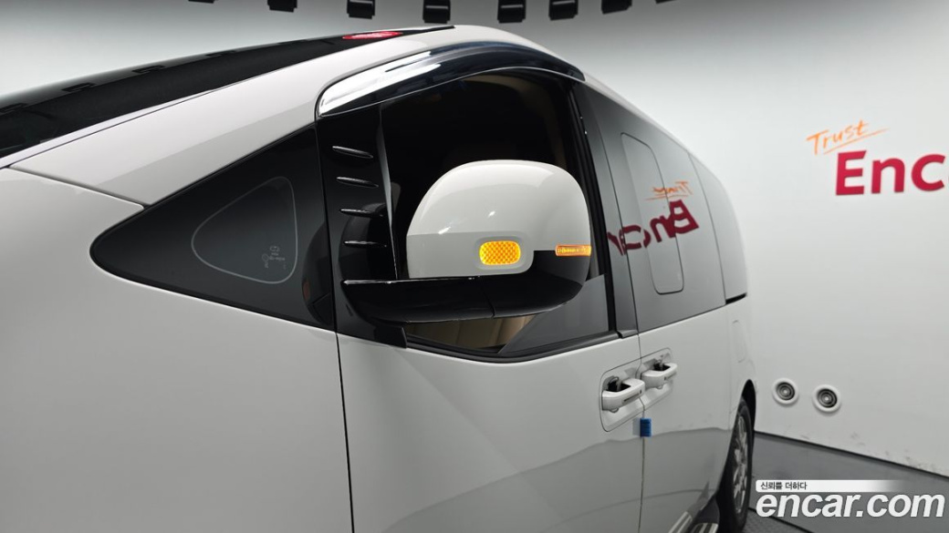 Hyundai Staria 2WD Camping Car, 2023