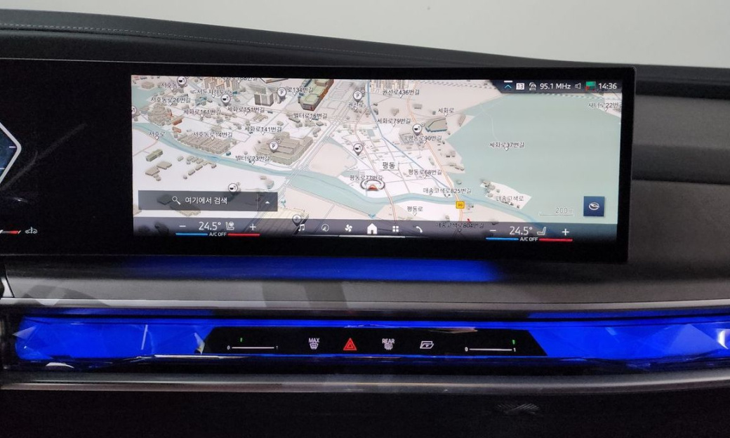 BMW 7-Series 740i sDrive Design Pure Excellence, 2023