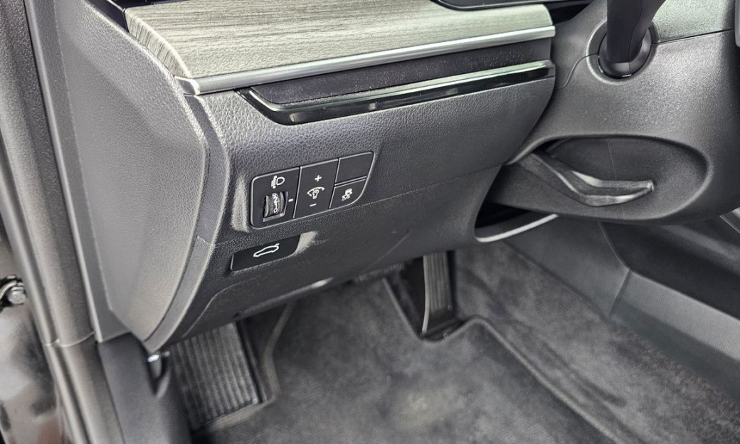 Kia K5 2.0, 2024