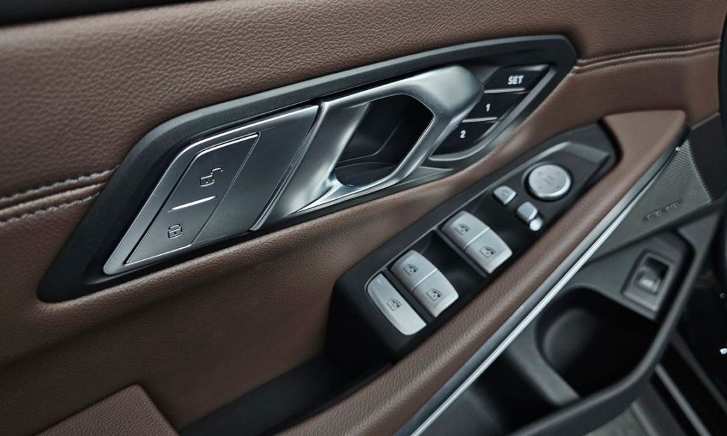 BMW 3-Series M340i xDrive Touring Pro, 2025