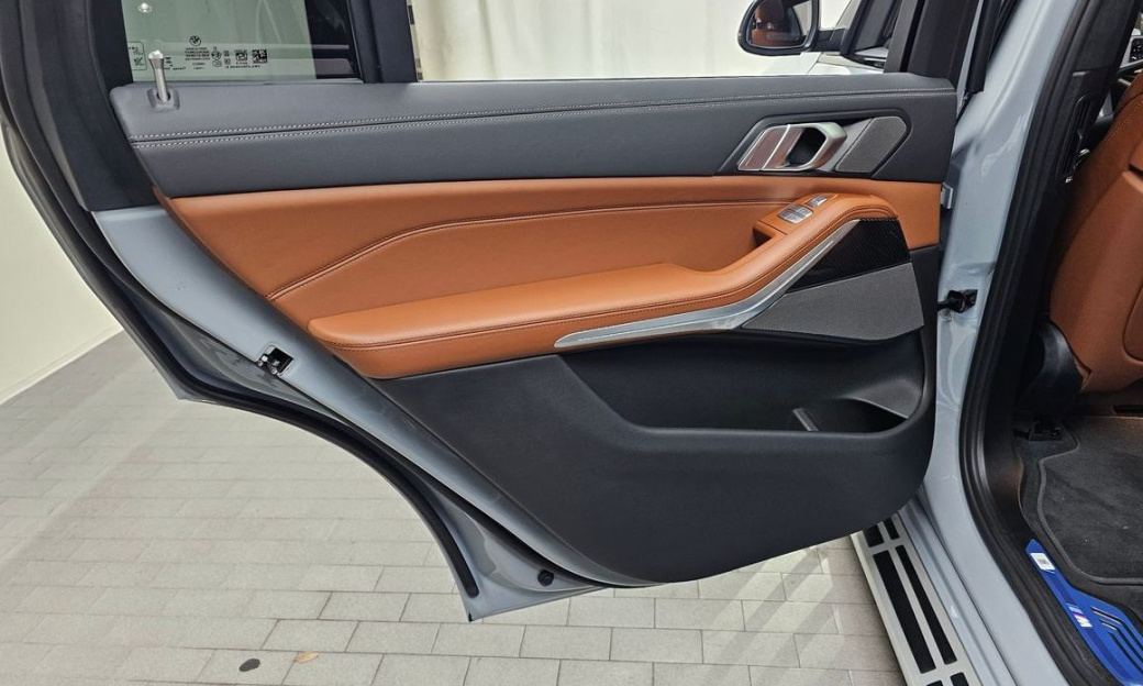 BMW X7 xDrive 40i M Sport 6STR, 2025