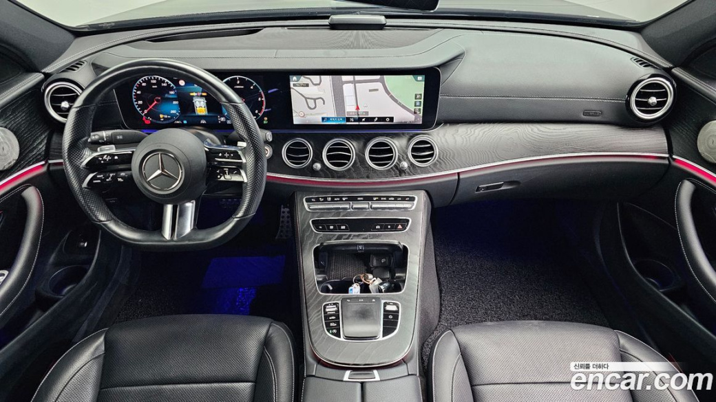 Mercedes-Benz E-Class E220d 4MATIC AMG Line, 2022