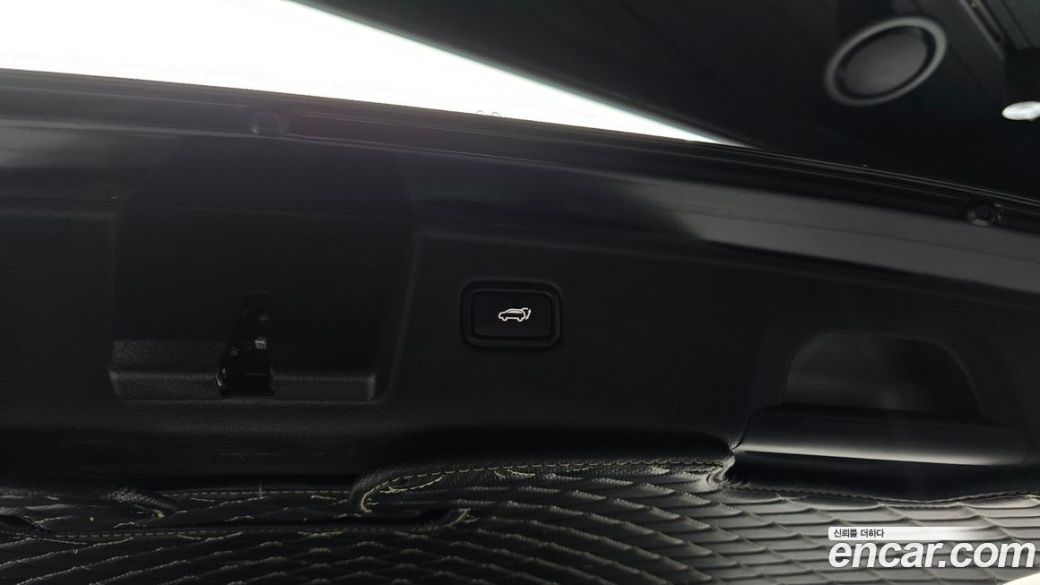 Kia Mohave Diesel 3.0 4WD 7-Seater, 2023