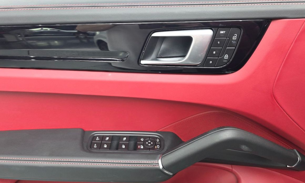 Porsche Cayenne 3.0, 2022