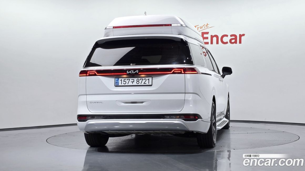 Kia Carnival 9-Seater Hi-Limousine, 2023