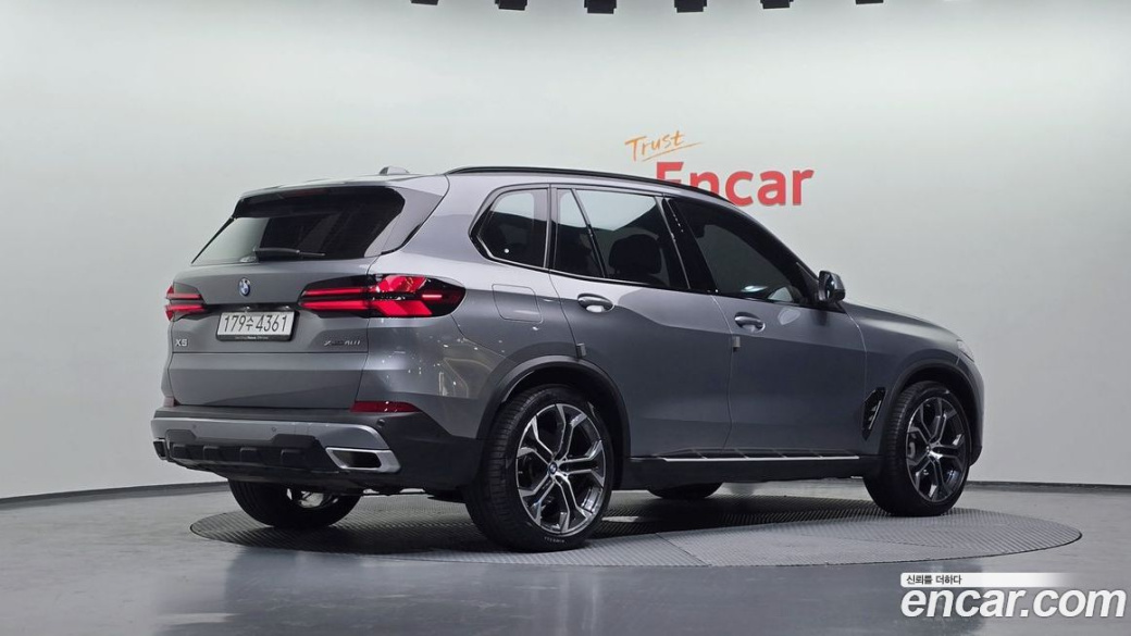 BMW X5 xDrive 40i xLine, 2025