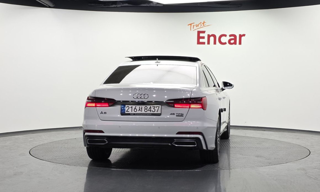 Audi A6 45 TFSI Quattro Premium, 2023