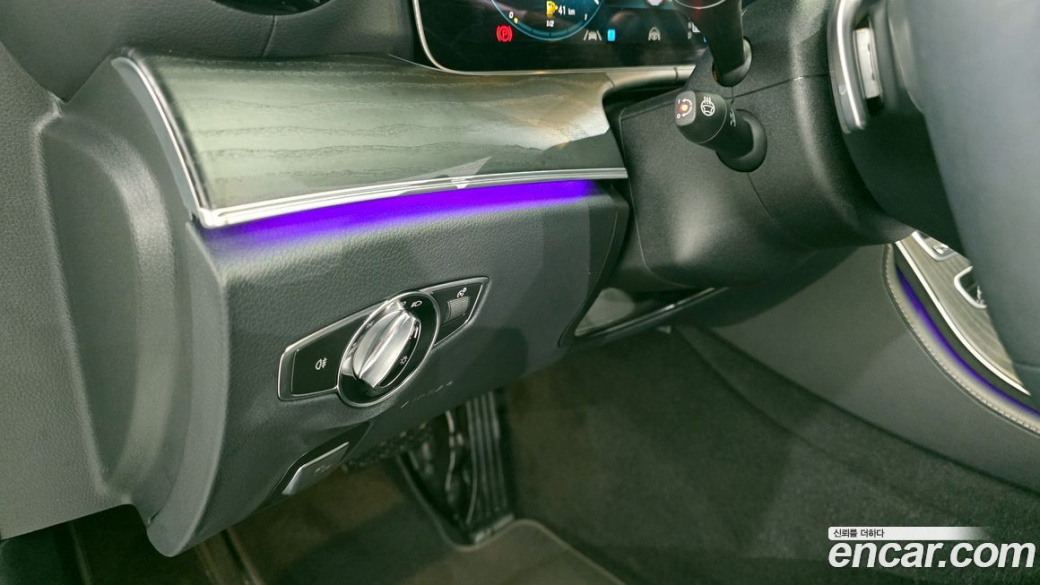 Mercedes-Benz E-Class E250 AMG Line, 2023