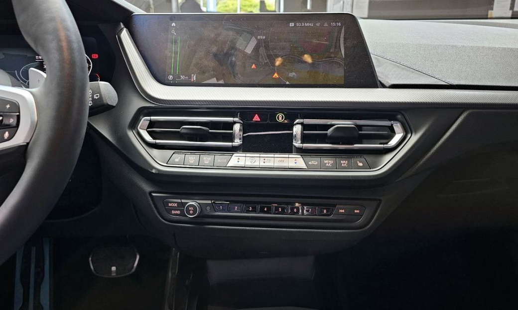 BMW 1-Series 120i M Sports, 2024