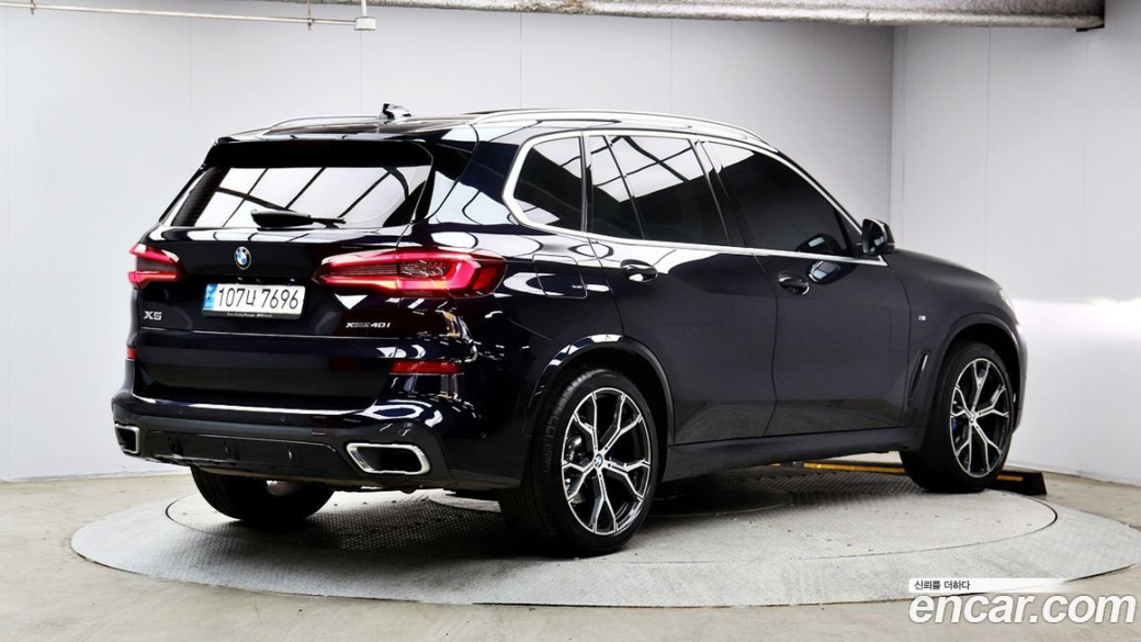 BMW X5 xDrive 40i M Sport, 2022