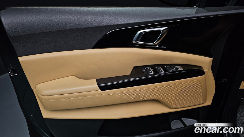 Kia Carnival 9-Seater Noblesse, 2023