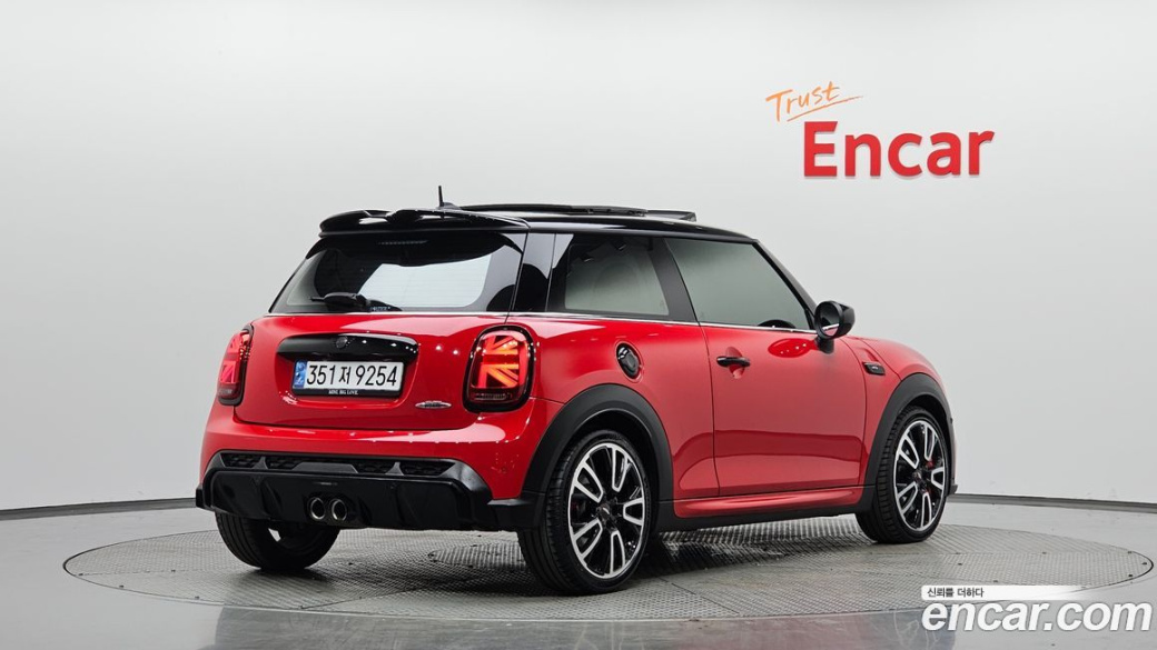 Mini Cooper JCW, 2024