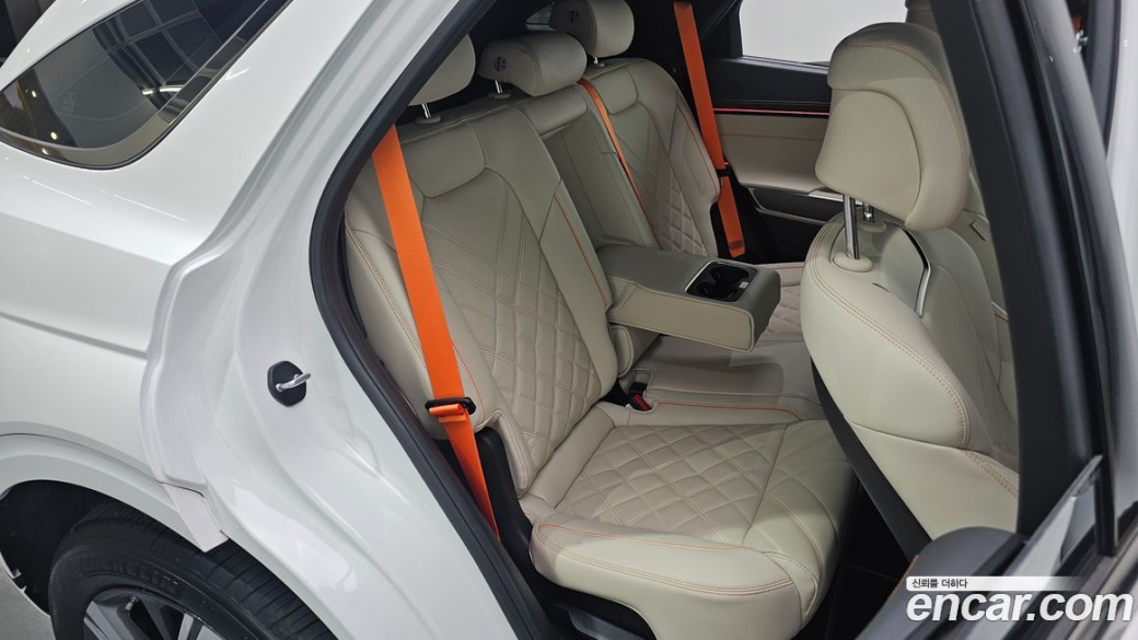 Genesis GV70 2.5T Gasoline AWD, 2025