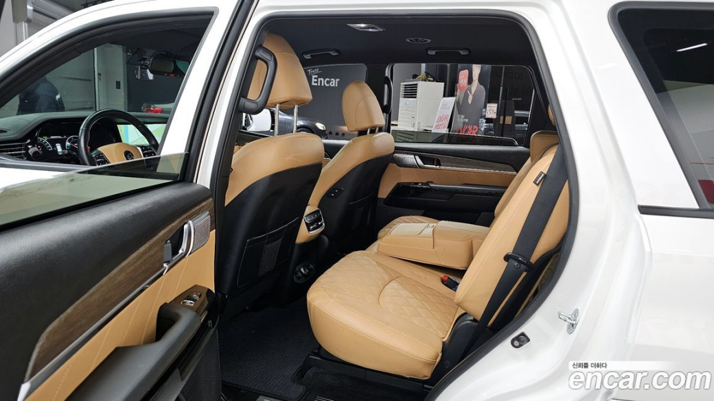Kia Mohave Diesel 3.0 4WD 7-Seater, 2021