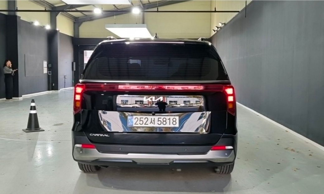 Kia Carnival 9-Seater Noblesse, 2025