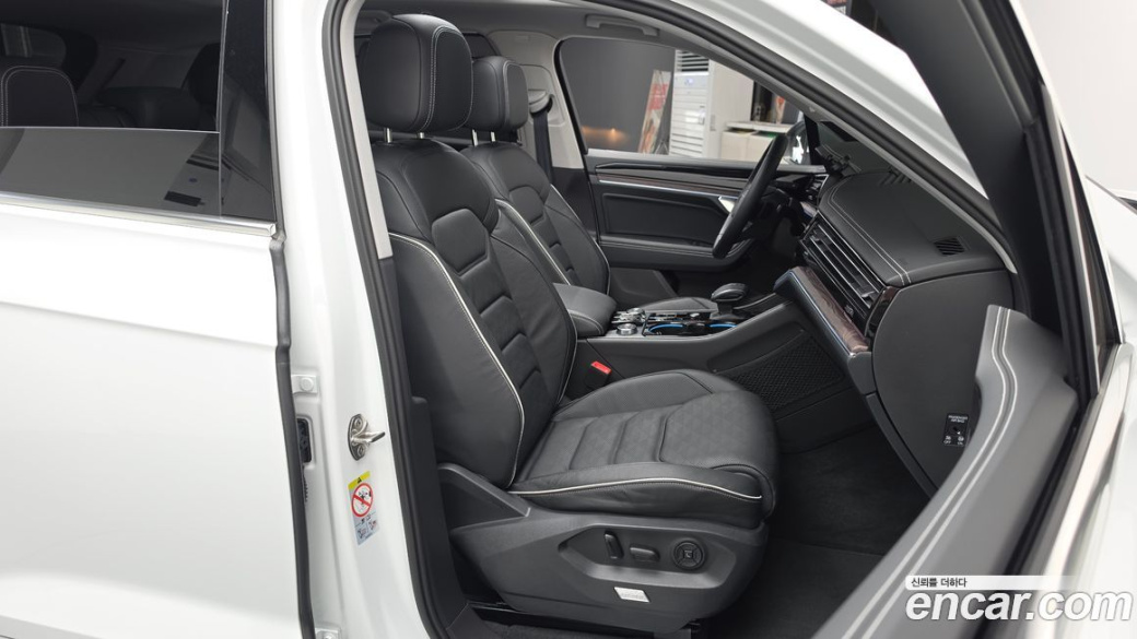 Volkswagen Touareg 3.0 TDI Prestige, 2024