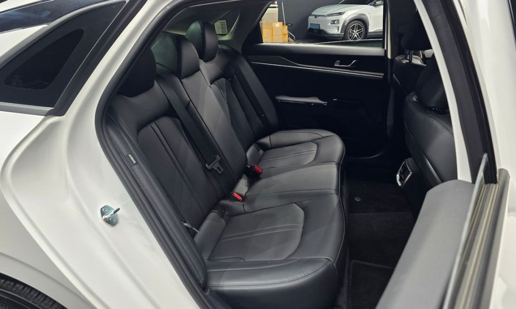 Kia K5 2.0, 2025