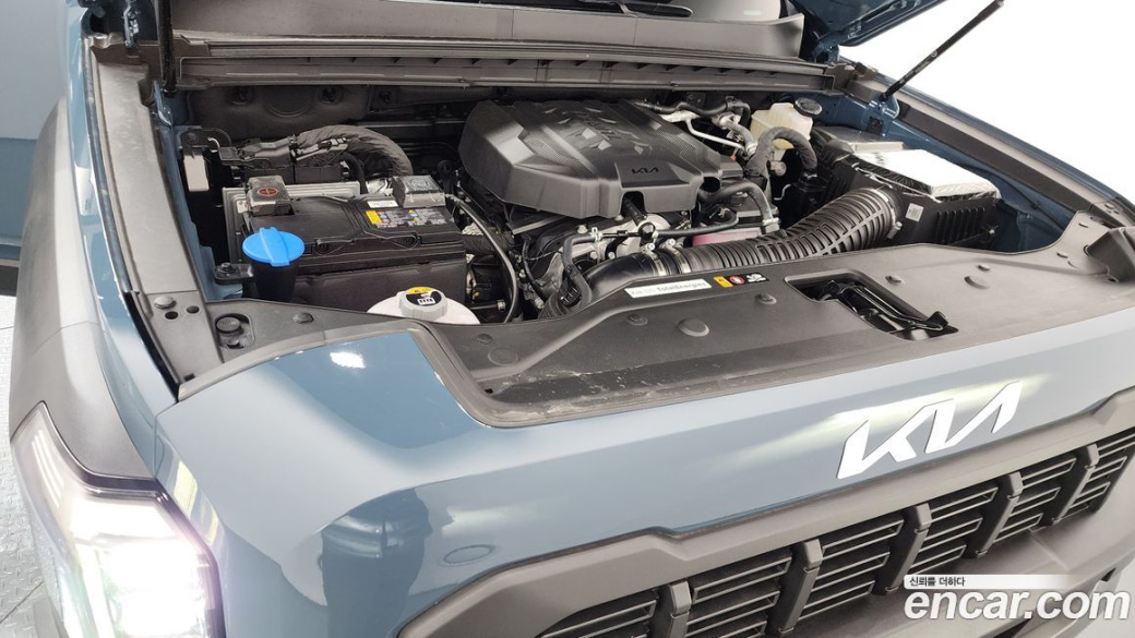 Kia Tasman 2.5T Gasoline 4WD, 2026