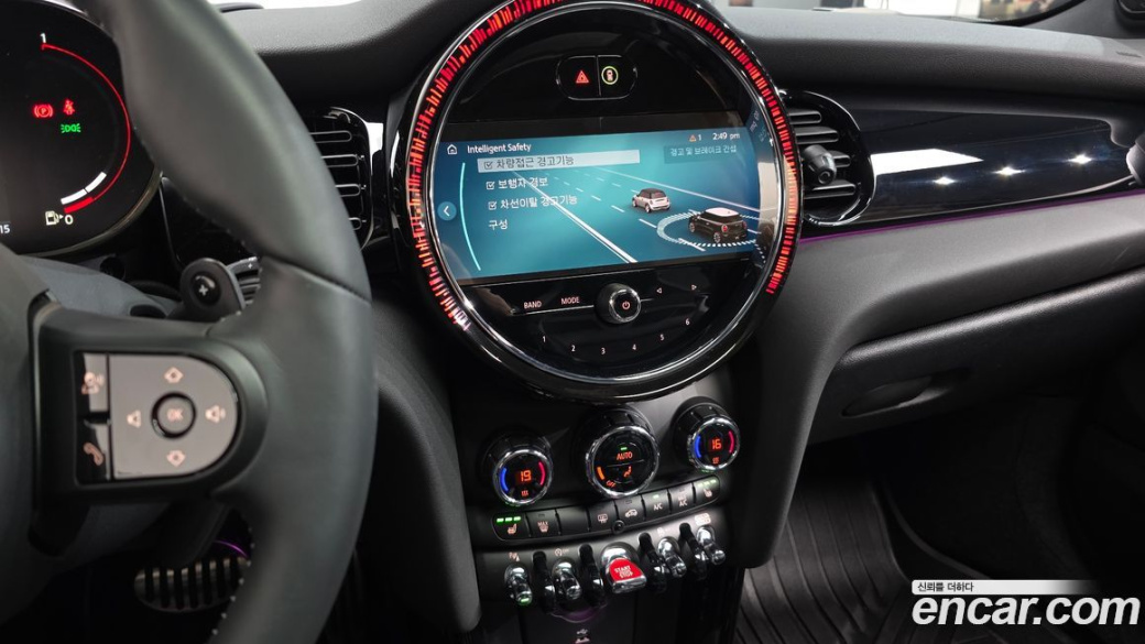 Mini Cooper JCW, 2024