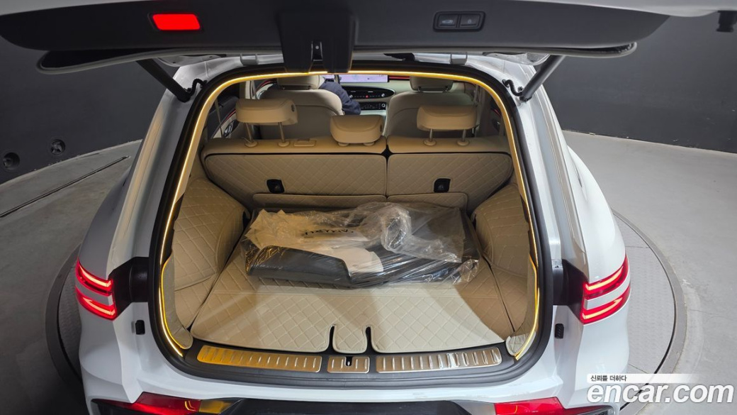 Genesis GV70 2.5T Gasoline 2WD, 2026