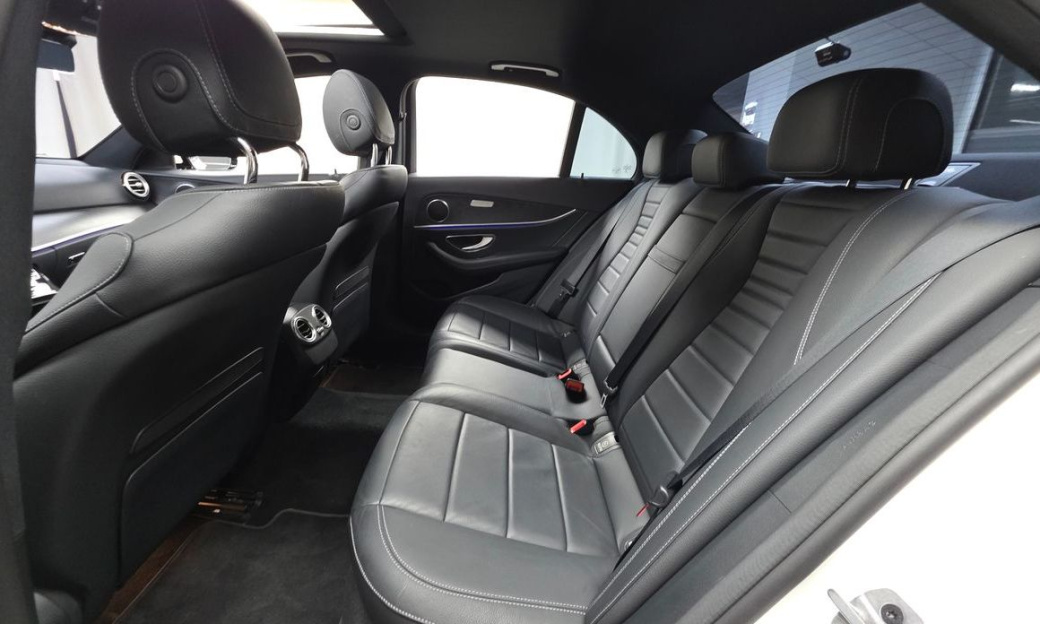 Mercedes-Benz E-Class E250 Avantgarde, 2022
