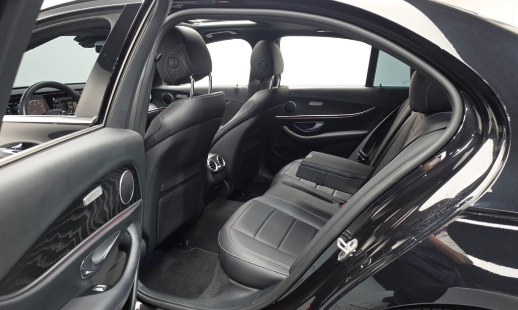 Mercedes-Benz E-Class E250 Avantgarde, 2023
