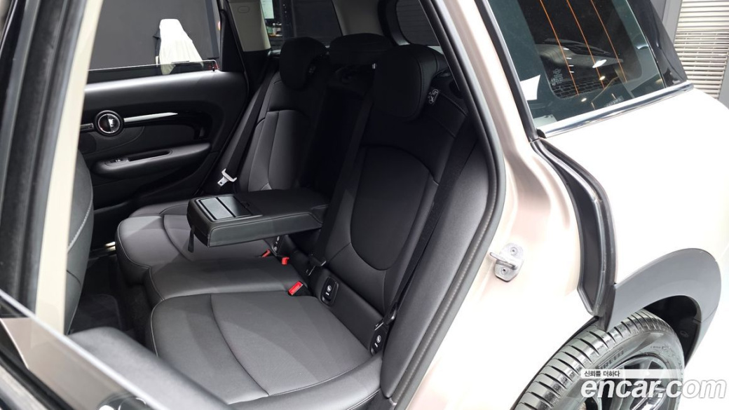 Mini Clubman Classic, 2024