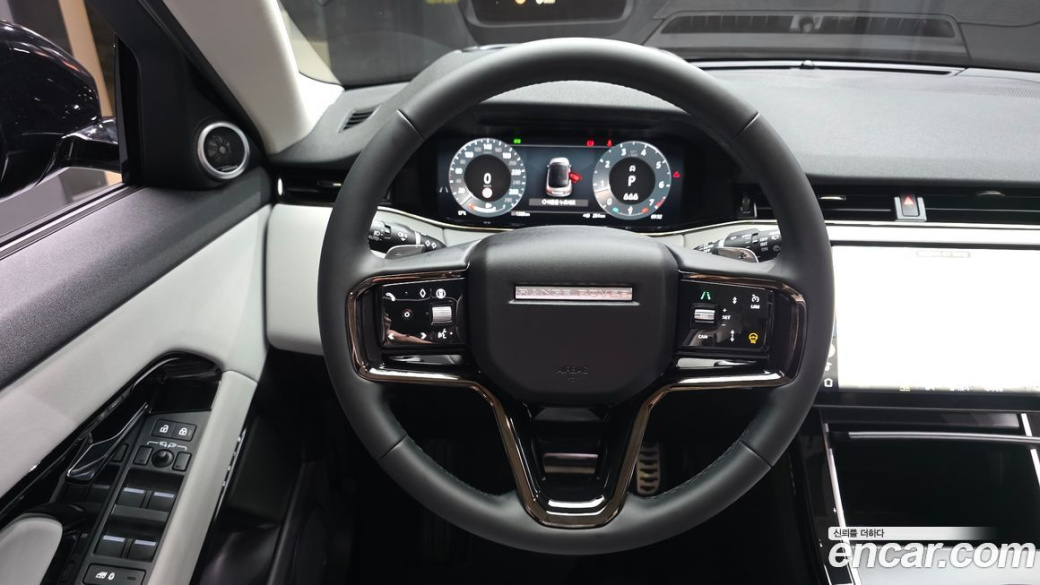 Land Rover Range Rover Evoque P250 Dynamic SE, 2025