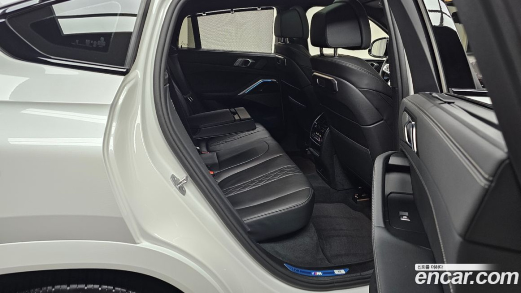 BMW X6 xDrive40i M Sport, 2025