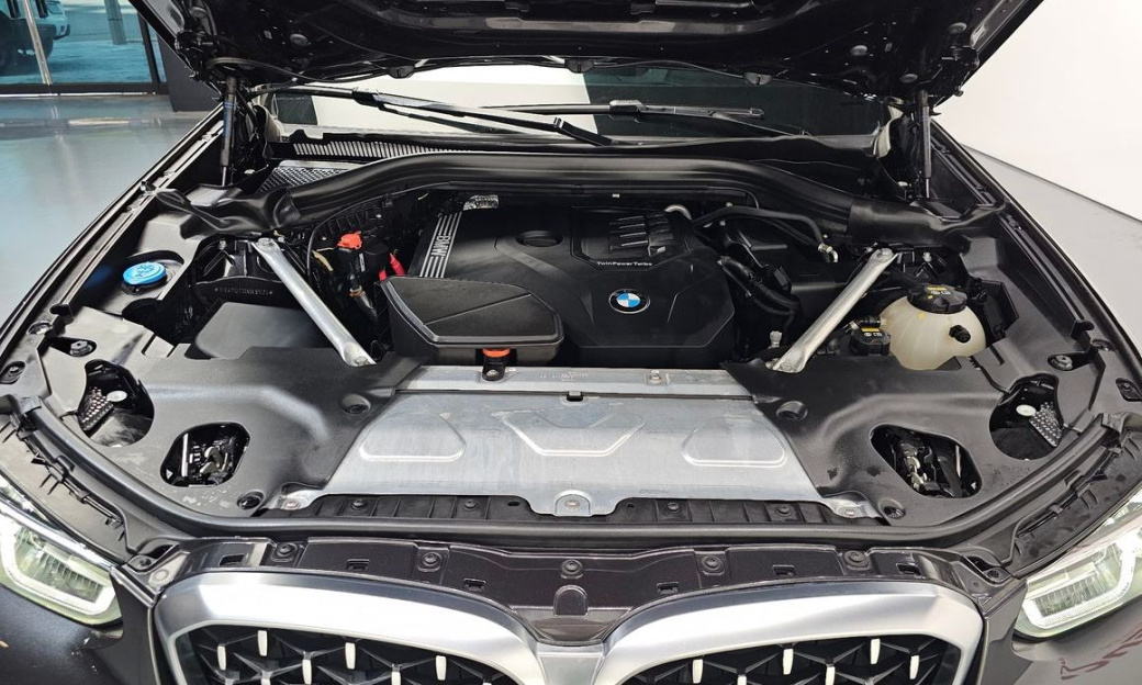 BMW X4 xDrive20i M Sport, 2022