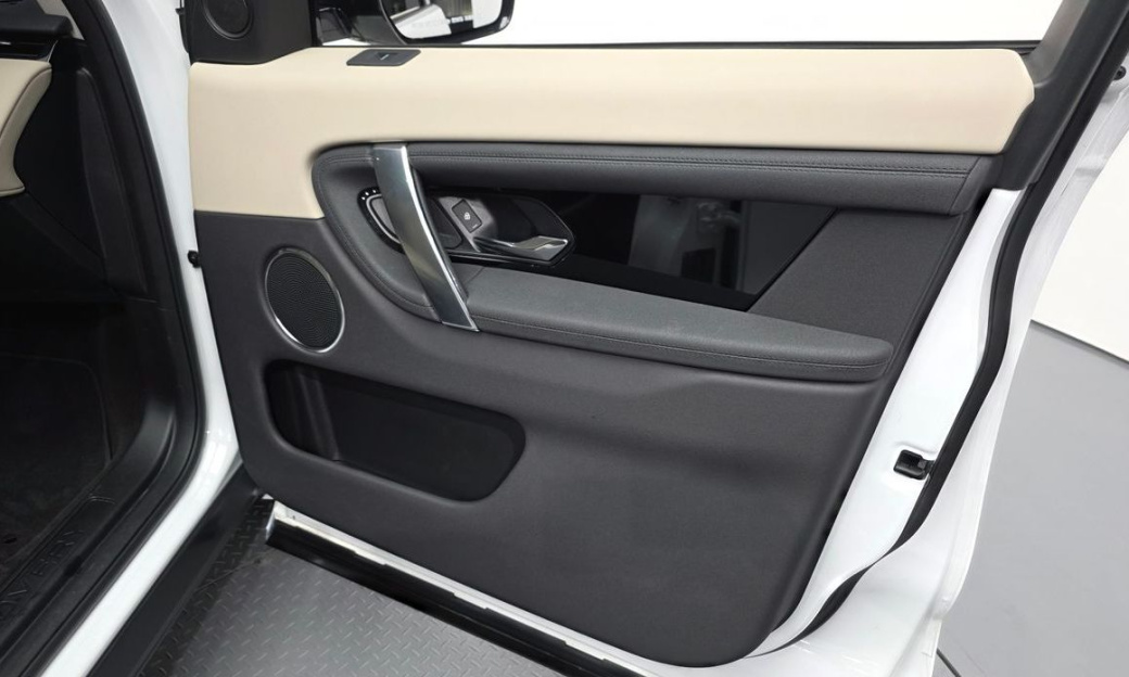 Land Rover Discovery Sport P250 S, 2025