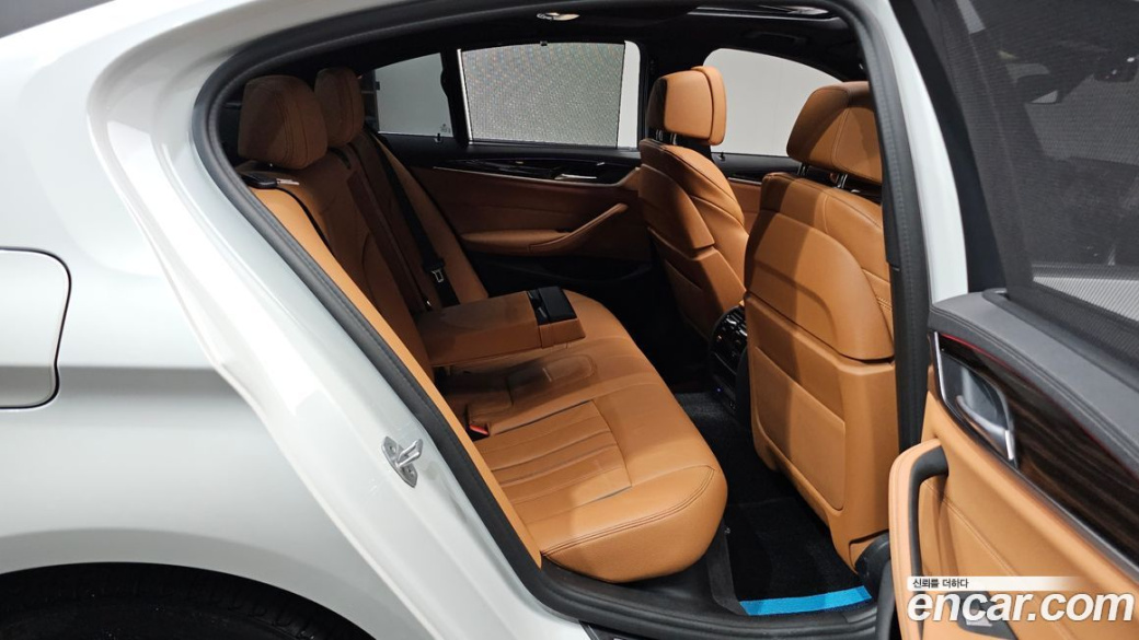 BMW 5-Series 520i M Sport, 2022