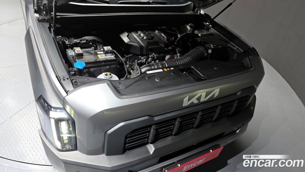 Kia Tasman 2.5T Gasoline 4WD, 2026