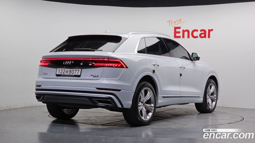Audi Q8 45 TDI Quattro Premium, 2023