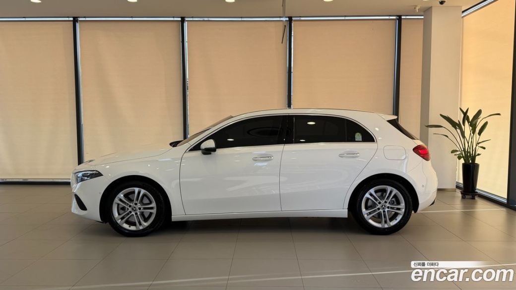 Mercedes-Benz A-Class A220 Hatchback, 2026