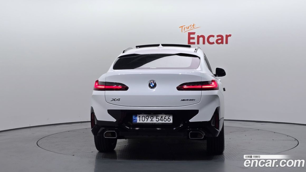 BMW X4 xDrive20i M Sport, 2023