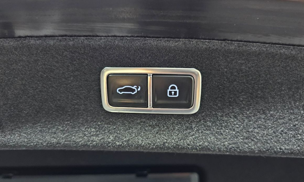 Genesis G80 Gasoline 2.5 Turbo AWD, 2025