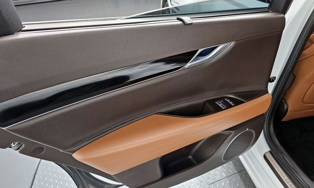 Genesis G80 Gasoline 2.5 Turbo AWD, 2024
