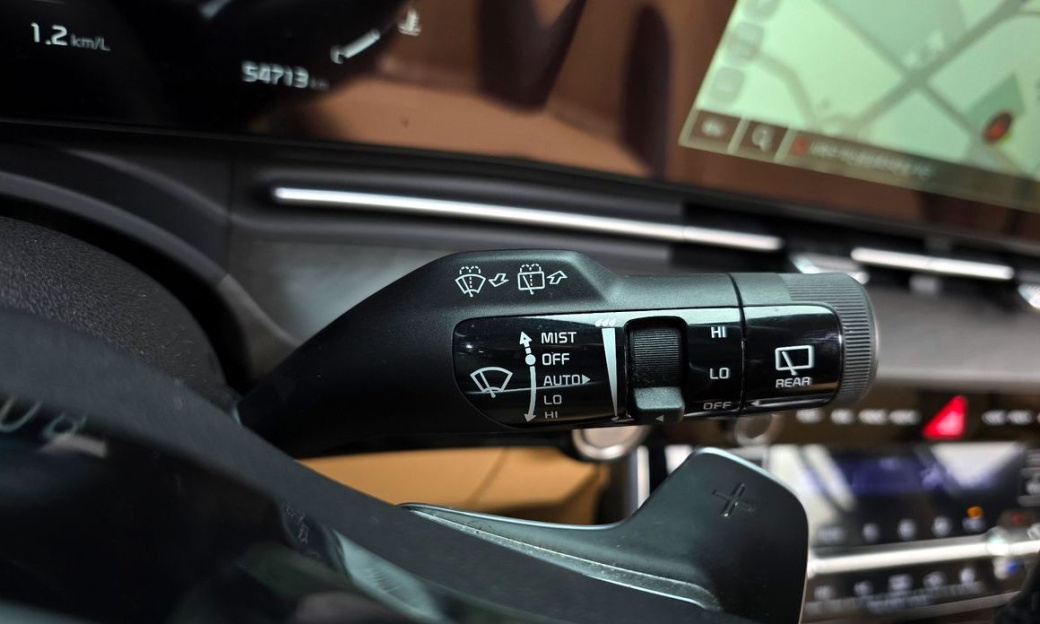Kia Carnival 7-Seater Signature, 2022