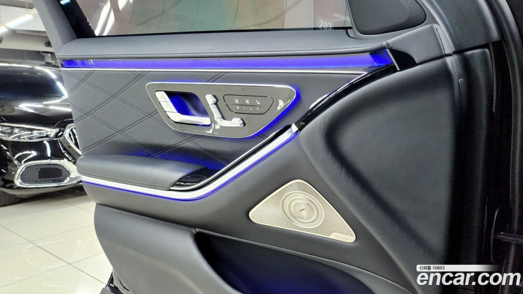 Mercedes-Benz S-Class Maybach S580 4MATIC, 2023