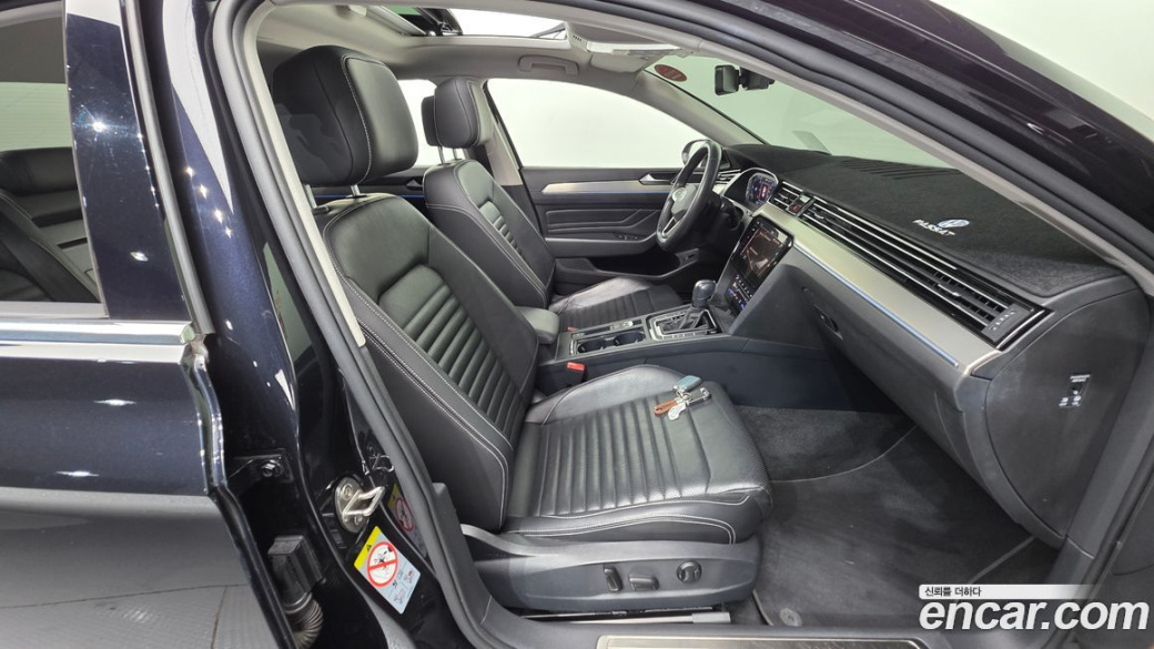 Volkswagen Passat 2.0 TDI Prestige, 2022