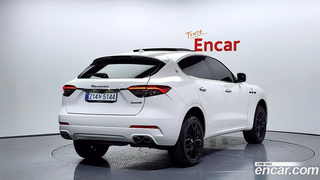 Maserati Levante 2.0 GT AWD, 2022