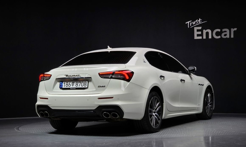 Maserati Ghibli 2.0 Gransport, 2021