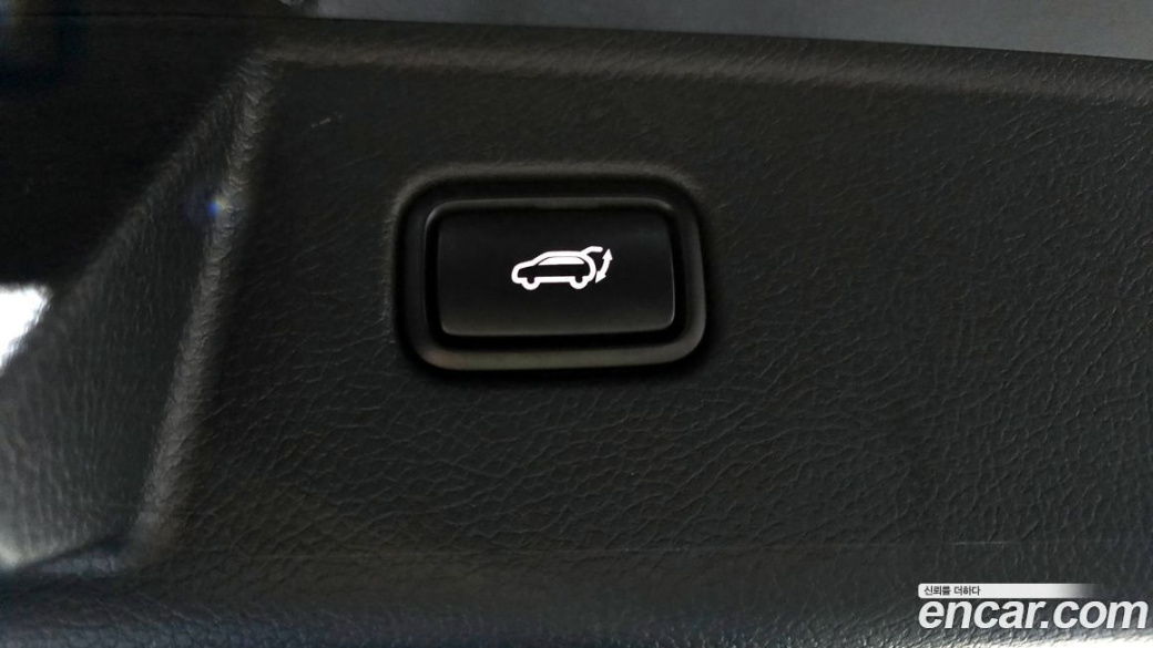 Kia Mohave Diesel 3.0 4WD 6-Seater, 2022
