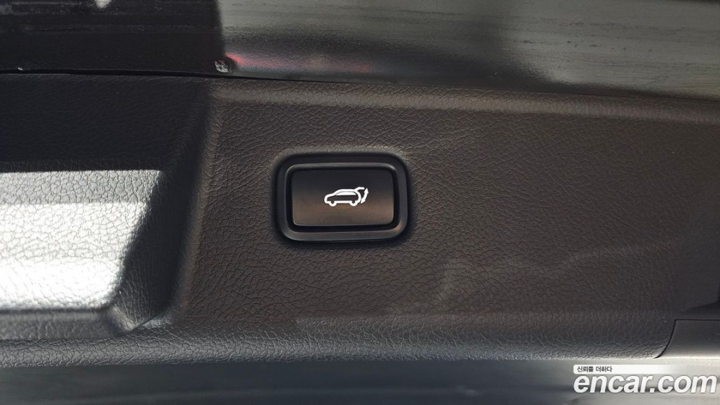 Kia Mohave Diesel 3.0 4WD 6-Seater, 2022
