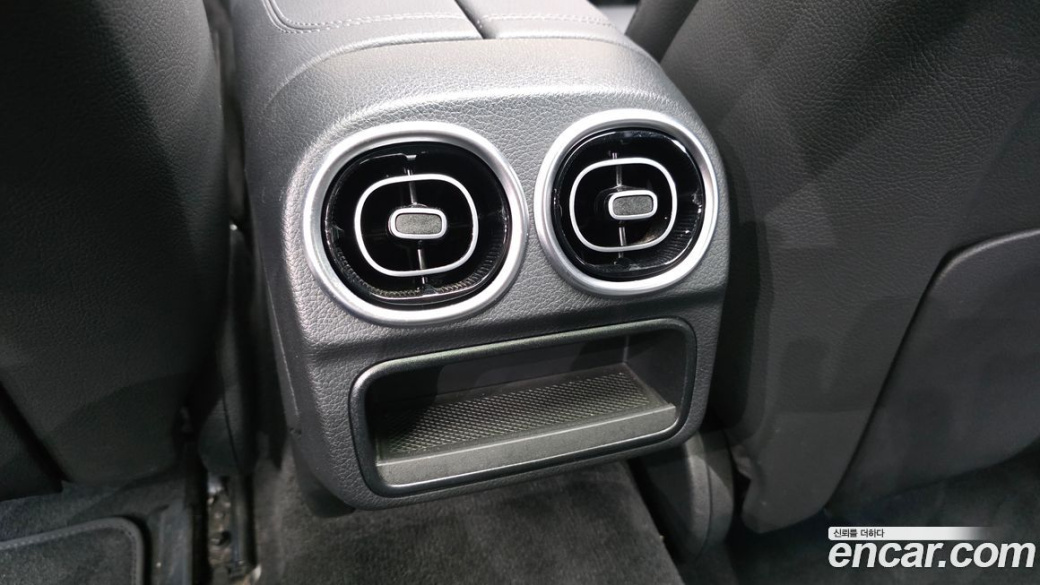 Mercedes-Benz C-Class C300 4MATIC Avantgarde, 2023