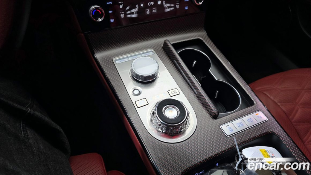 Genesis G80 Gasoline 2.5 Turbo AWD, 2025